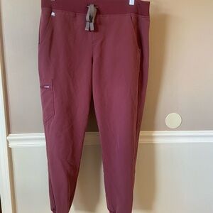 Figs Women’s Maroon Jogger Pants